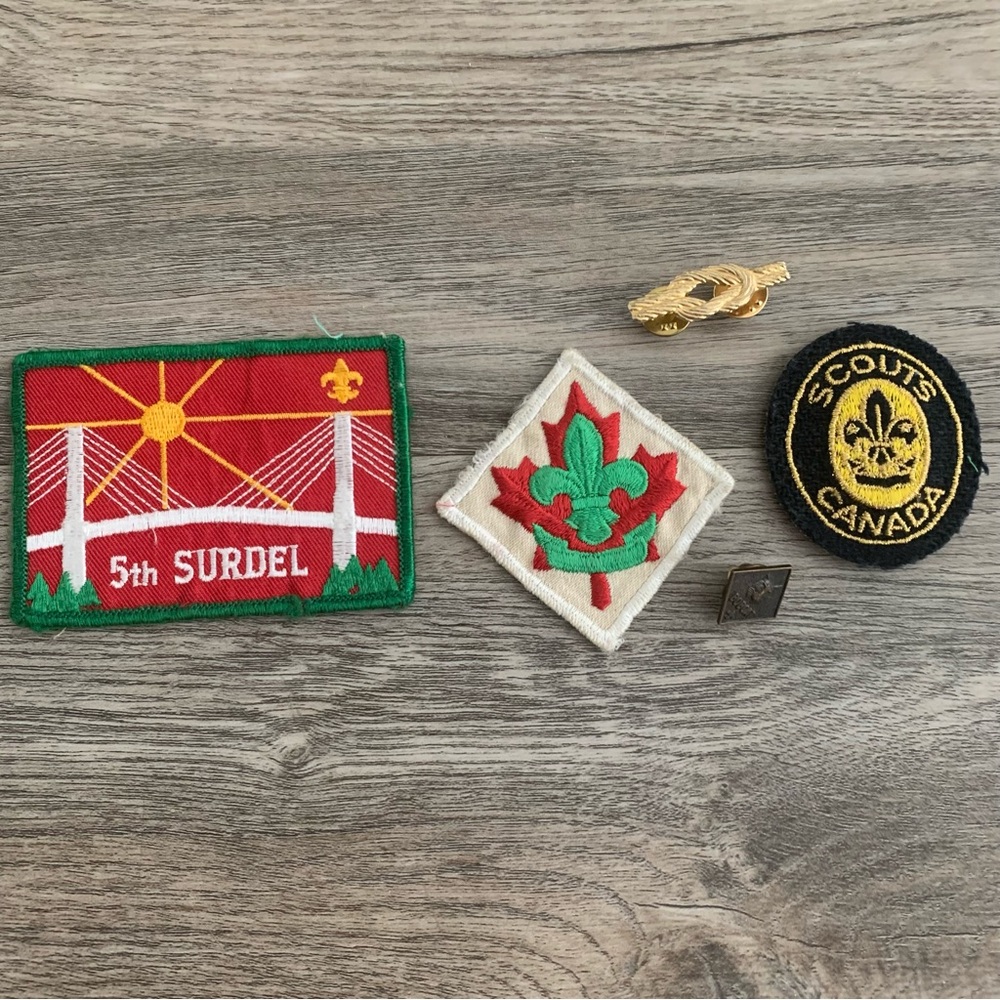 5 Vintage Boy Scouts of Canada Patches Pins Badges Scouting Collectables Collect